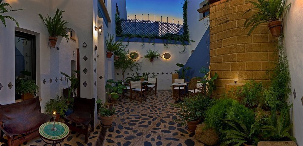 Hostal Casa Alborada Conil De La Frontera Εξωτερικό φωτογραφία